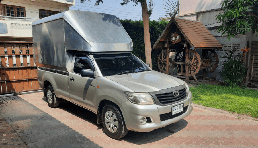 รถปิคอัพตอนเดียว Toyota