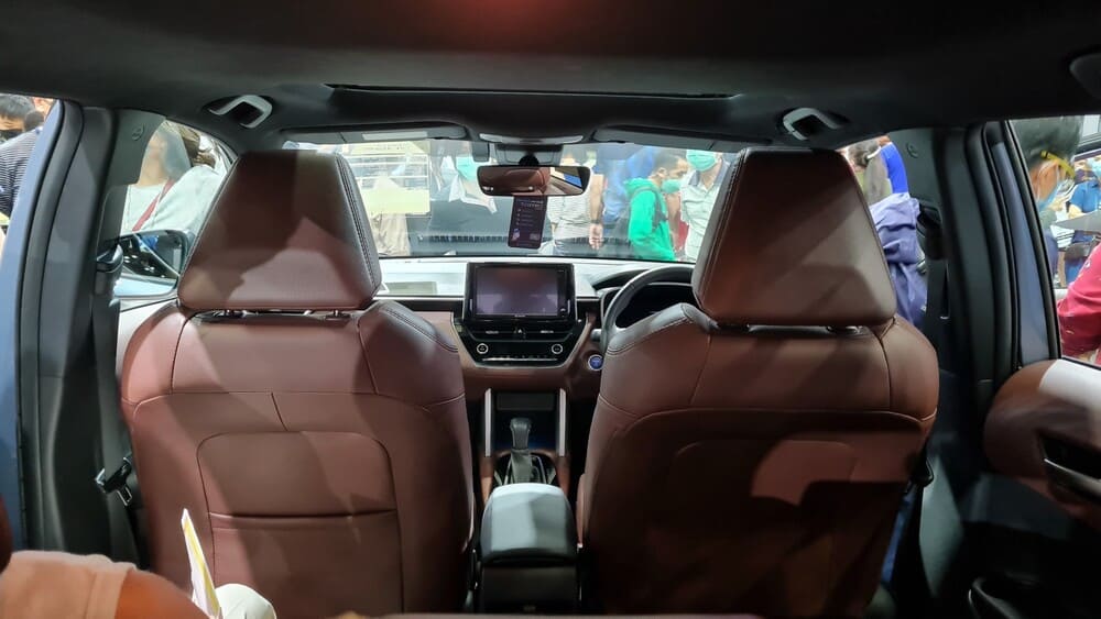 TOYOTA COROLLA CROSS