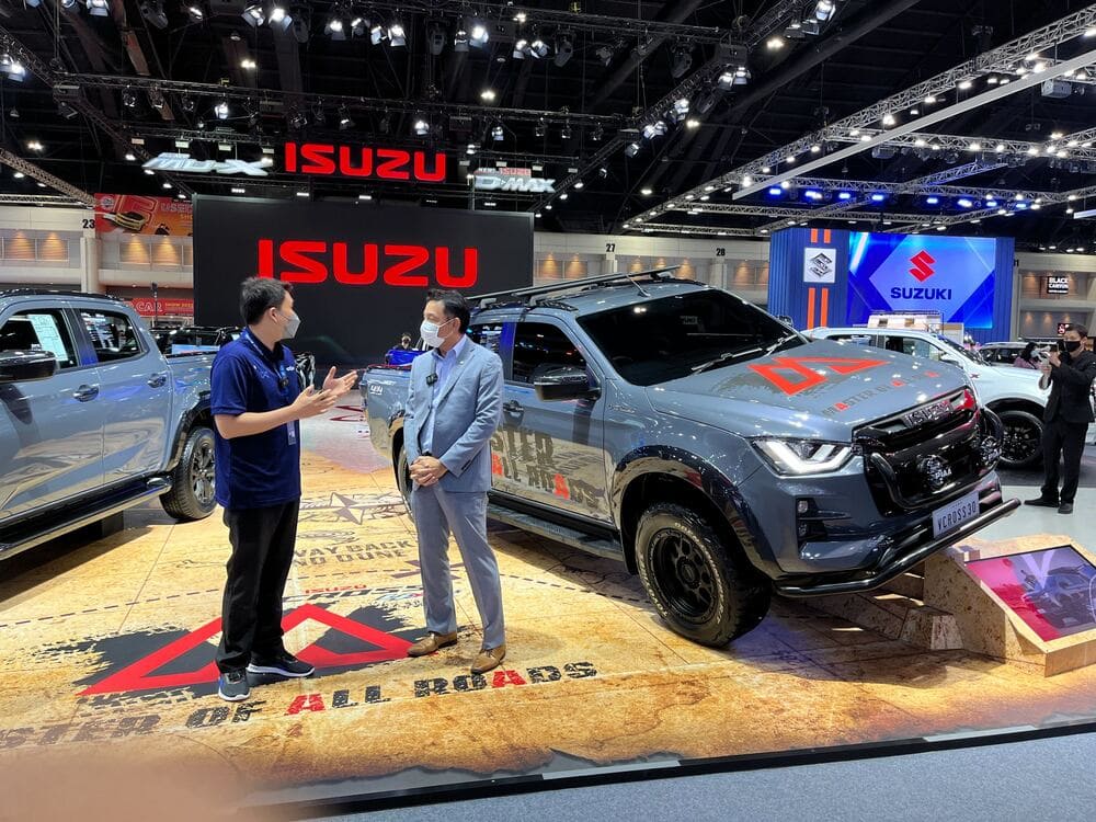 Isuzu D-Max วี-ครอส 4x4 MASTER of ALL ROADS ในงาน มอเตอร์โชว์