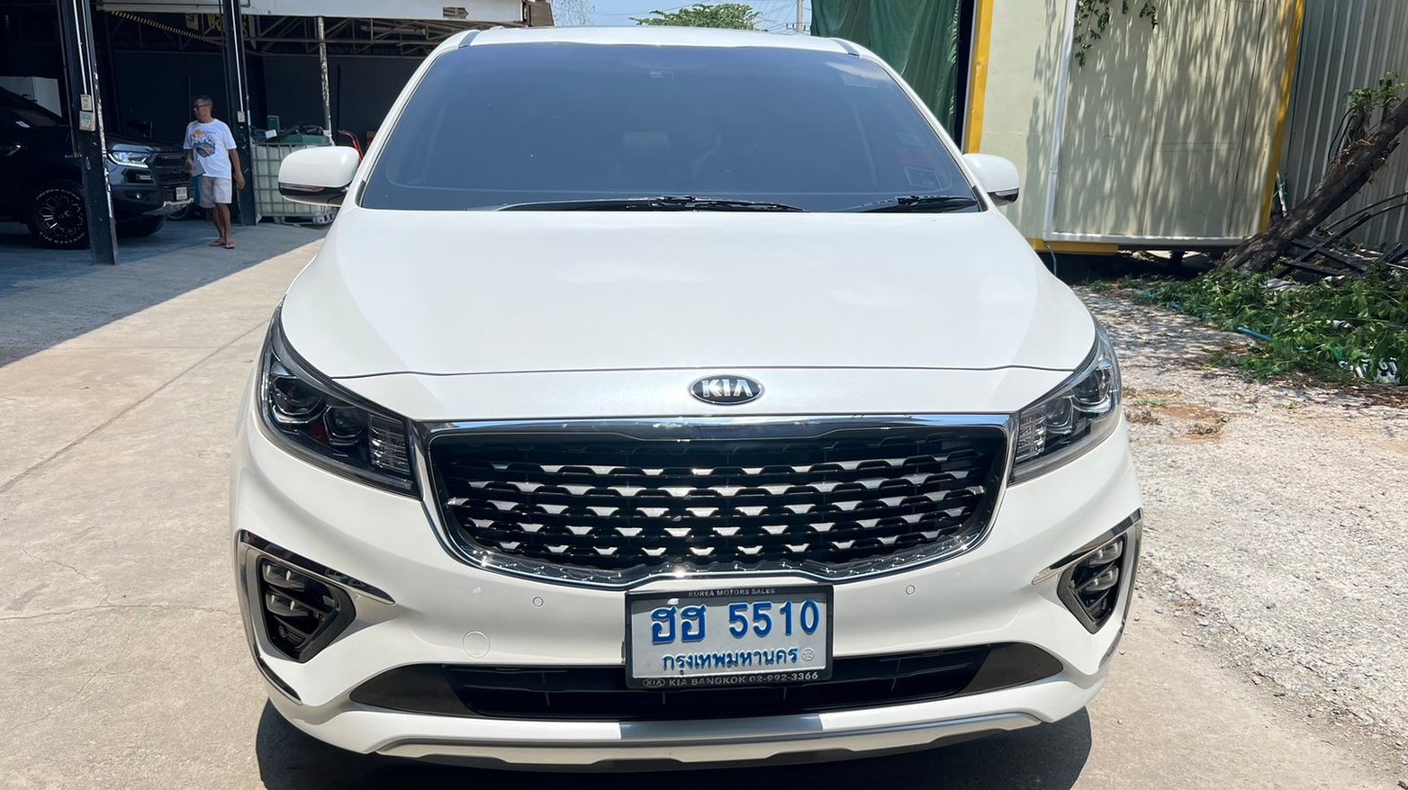 รถตู้ Kia Grand Carnival 2.2 SXL 8AT ปี 201 - Truck2Hand.com