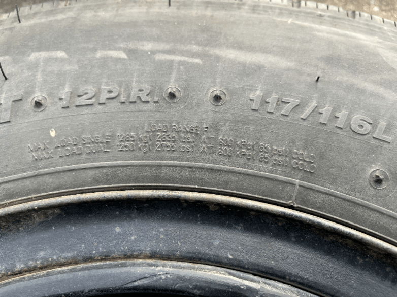 ยางเรเดียลรถบรรทุก แถมกระทะล้อ Bridgestone - Truck2Hand.com