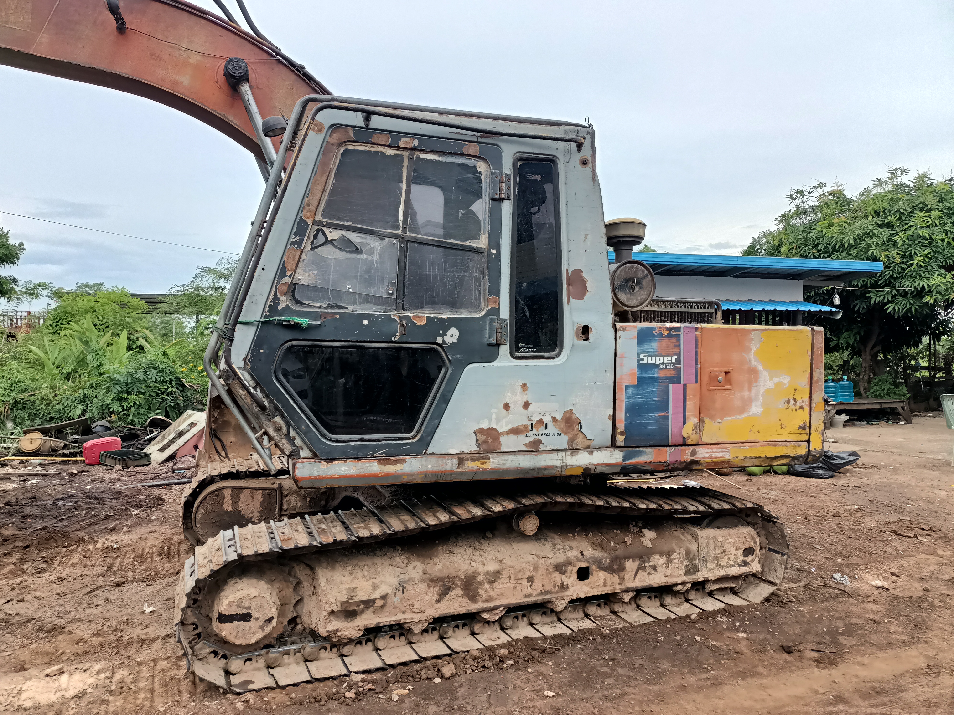 ขาย SUMITOMO 265 f2 เครื่อง 4 สูบ turbo แอร์เย็น เอกสารซื้อขาย