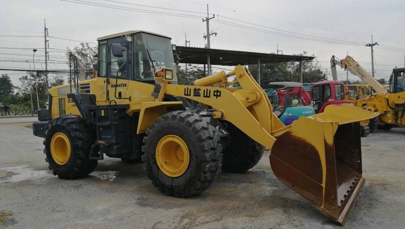 ขายถูก รถตักล้อยาง เอวอ่อน KOMATSU WA380-5 รุ่นใหม่ น่าใช้ ชั่วโมงน้อย รถสวยมาก นำเข้าจากญี่ปุ่น