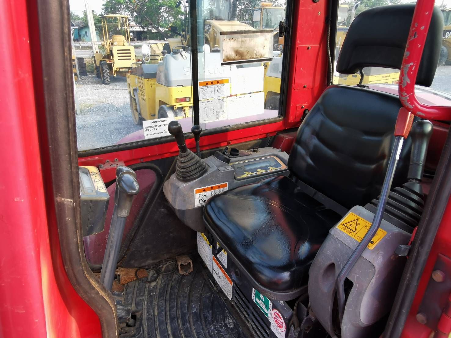 รถขุด 4ตัน KUBOTA U40-5 นำเข้าจากญี่ปุ่นโดยตรง พร้อมใช้ ปีใหม่ๆ