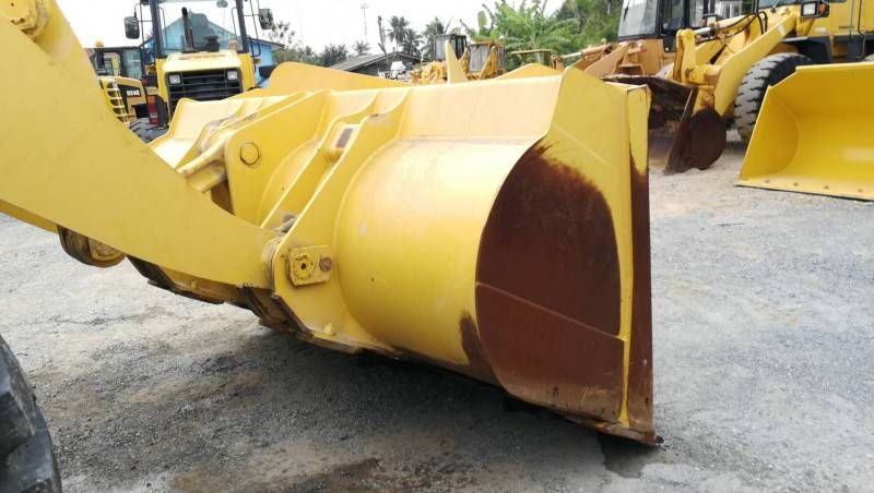 ขายถูก รถตักล้อยาง เอวอ่อน KOMATSU WA380-5 รุ่นใหม่ น่าใช้ ชั่วโมงน้อย รถสวยมาก นำเข้าจากญี่ปุ่น