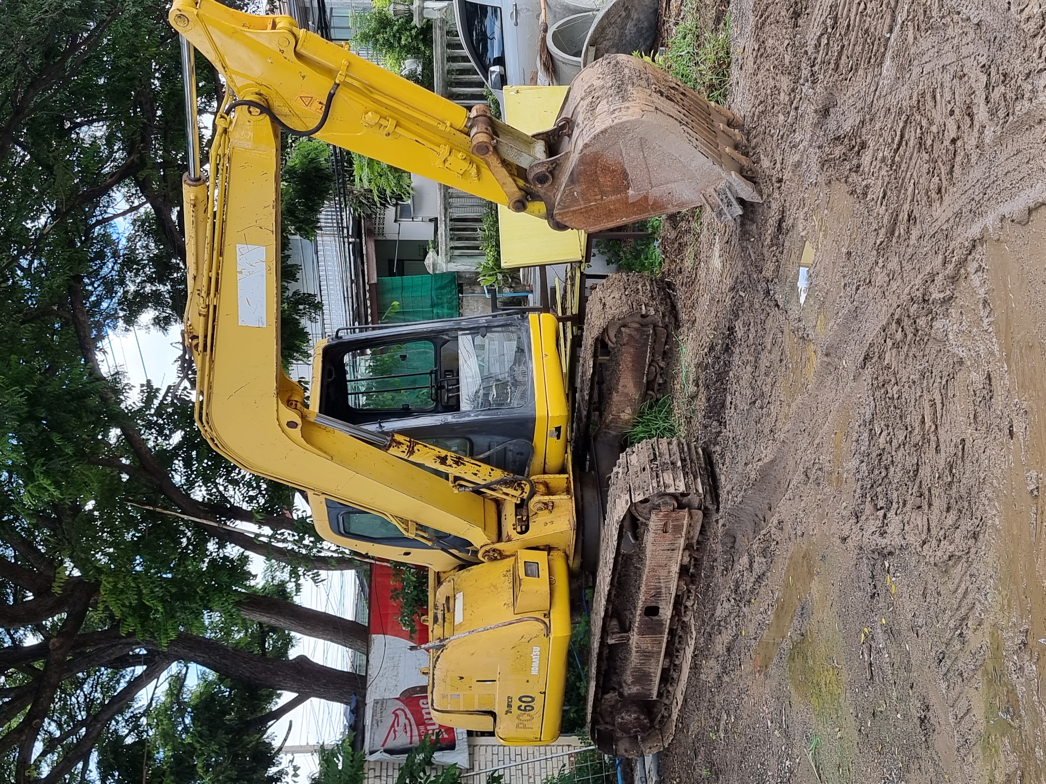 ขายแบคโฮ KOMATSU PC60