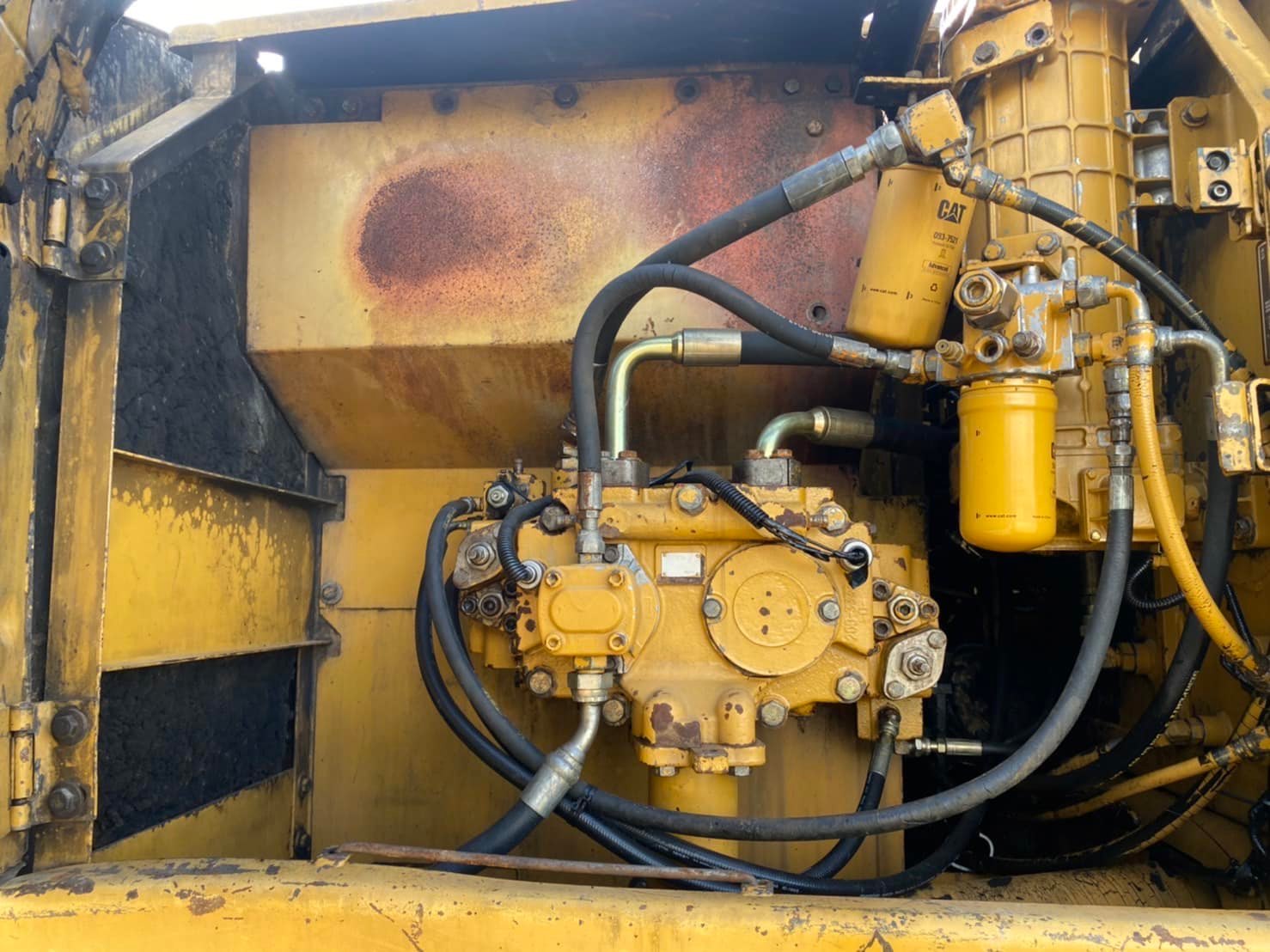 ขายแบคโฮ CAT 320C หล่อแรง 098-7155789 086-4631102