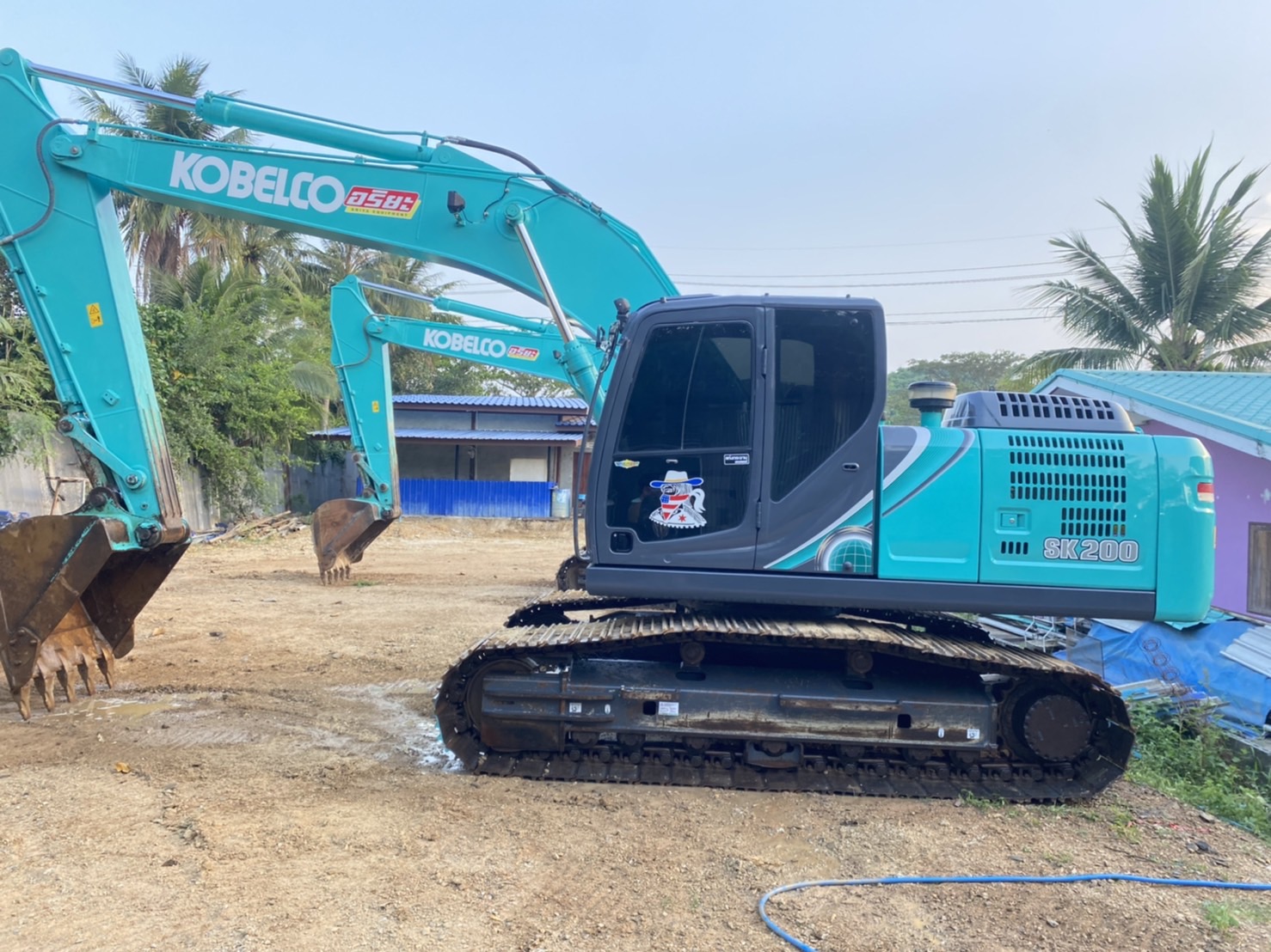 ขาย Kobelco Sk200mark10 2.095 ชั่วโมง 098-7155789 086-4631102
