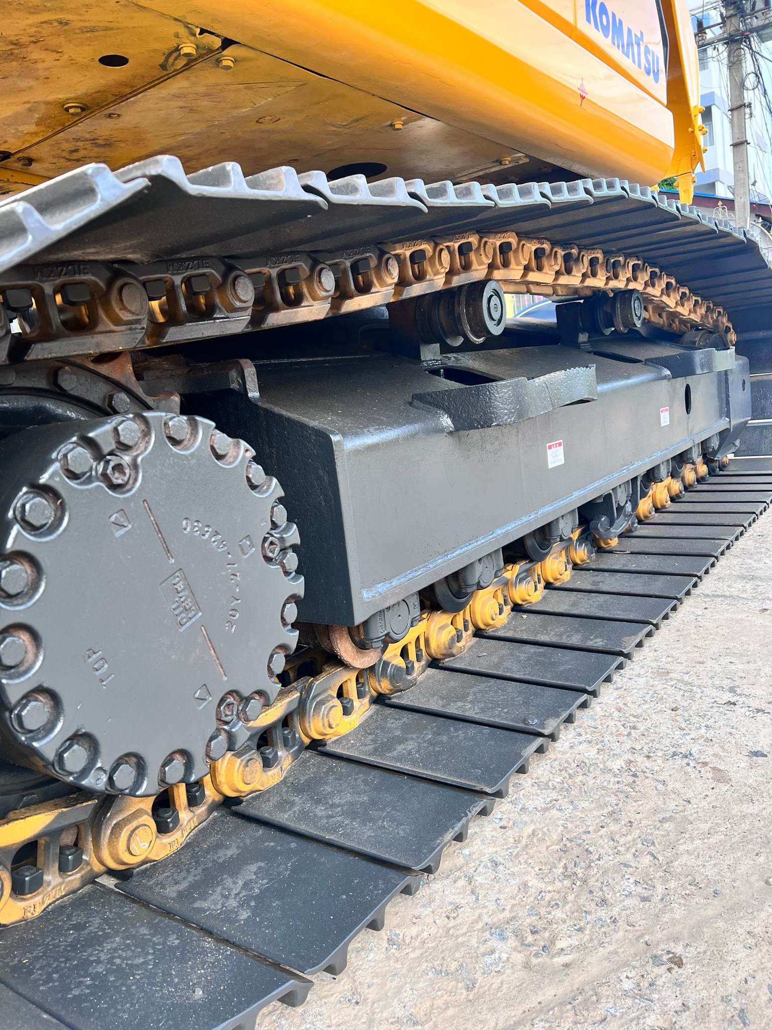 ขายแบคโฮ PC200-8MO สด-ผ่อน 086-4631102