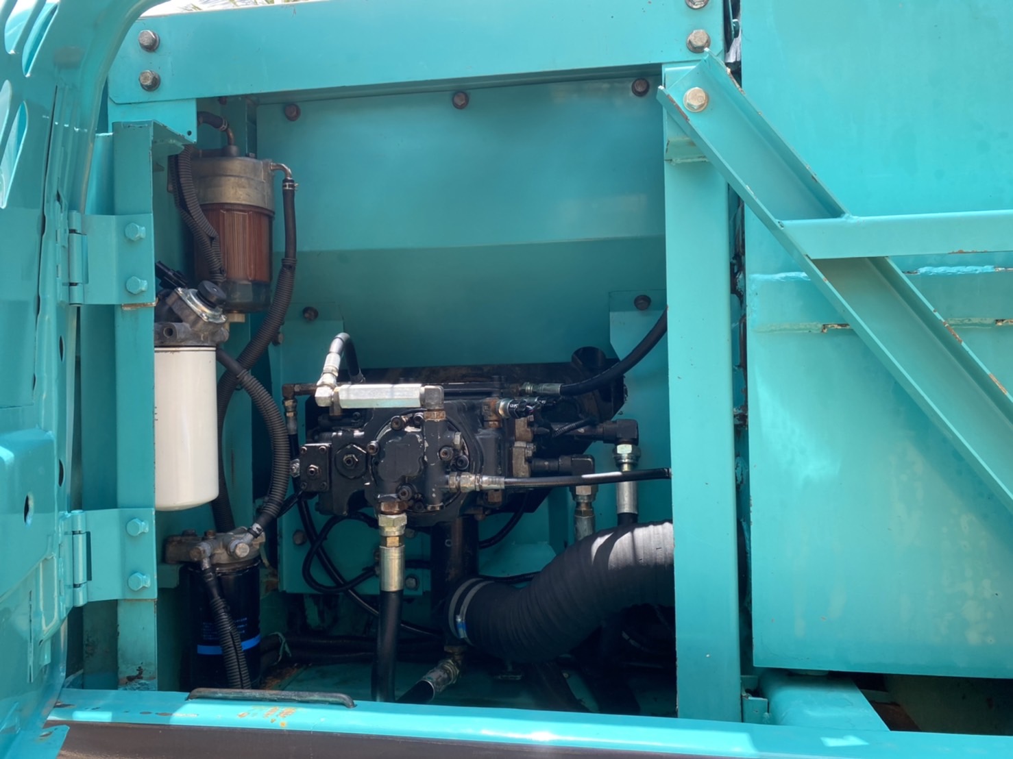 ขายแบคโฮ Kobelco SK140Super หล่อๆประเทศไทย 098-7155789 086-4631102