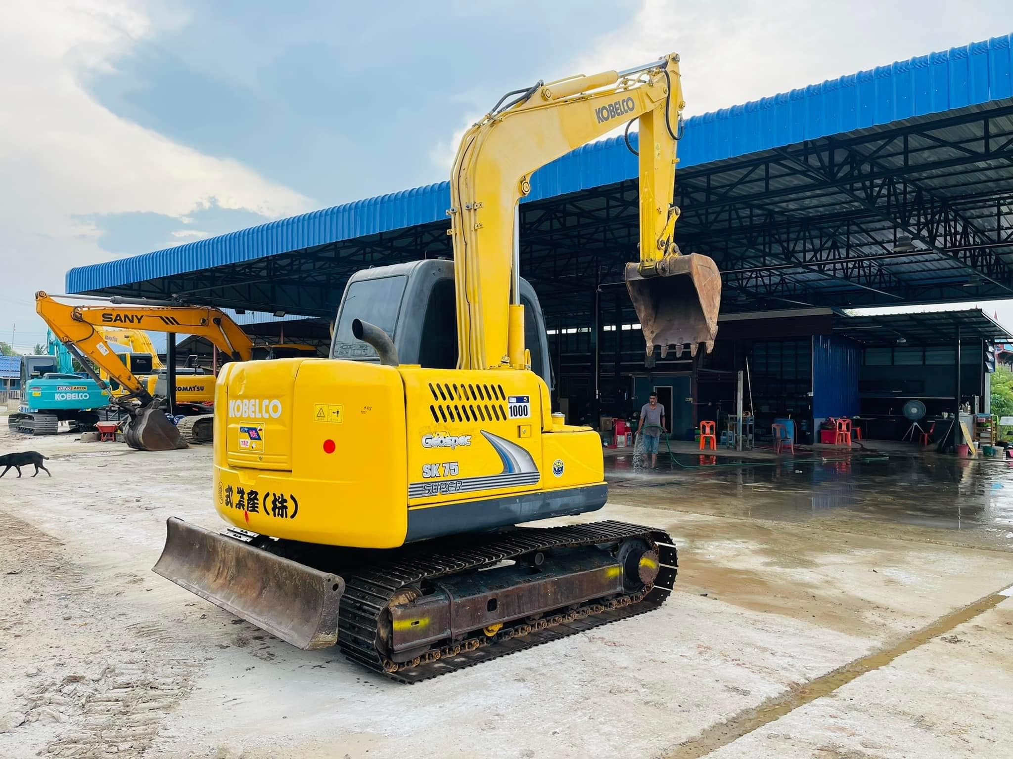 ขายแบคโฮ Kobelco Sk75-8Super สวย สีเหลืองโกเบ เท่ๆ ขายแบคโฮ Kobelco Sk75-8Super สวย สีเหลืองโกเบ เท่ๆ