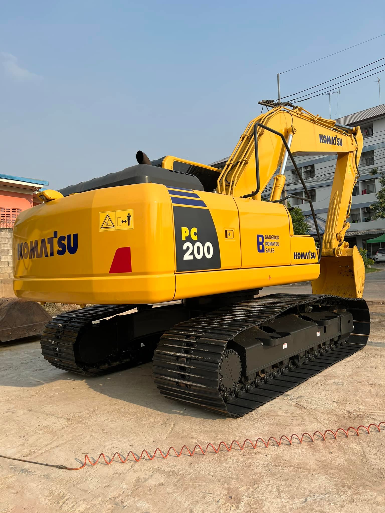 ขายแบคโฮ PC200-8MO  6.000 ชั่วโมง จัดไฟแนนซ์ได้
098-7155789 086-4631102