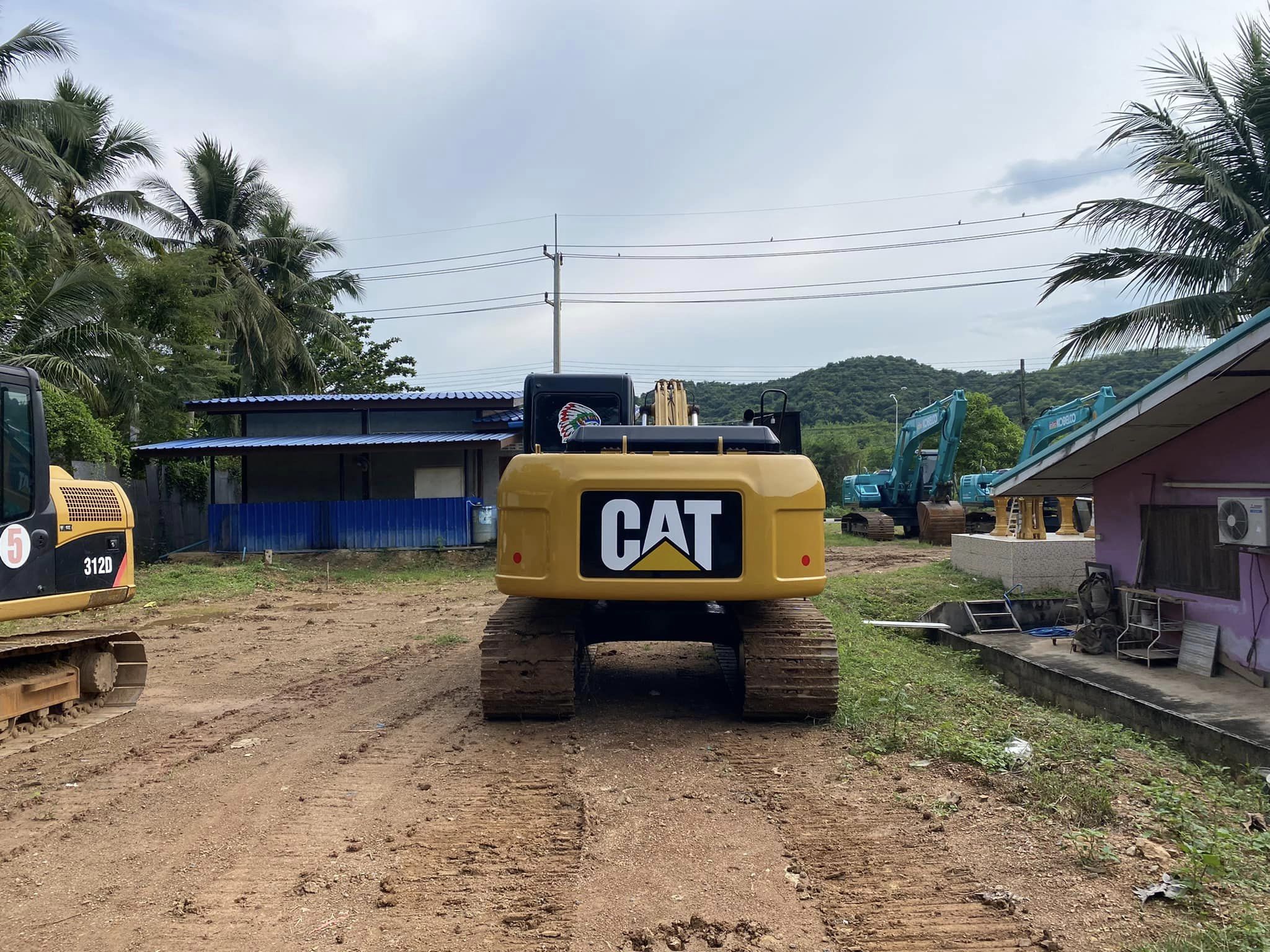 ขายรถแบคโฮ CAT 315D พร้อมใช้ ดูรถเพชรบุรี ขายรถแบคโฮ CAT 315D พร้อมใช้ ดูรถเพชรบุรี