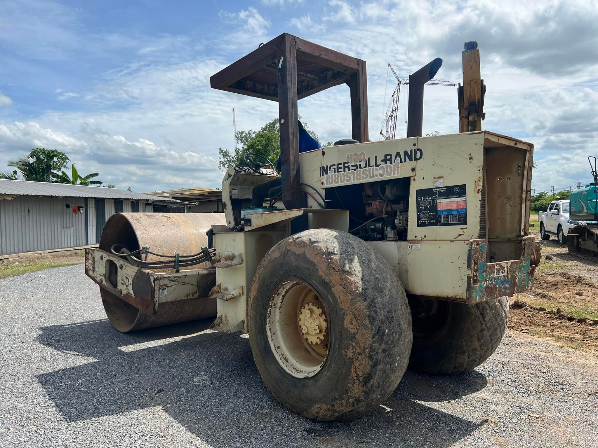ขายรถบด INGERSOLL-RAND พร้อมใช้ 098-7155789 086-4631102 ขายรถบด INGERSOLL-RAND พร้อมใช้ 098-7155789 086-4631102