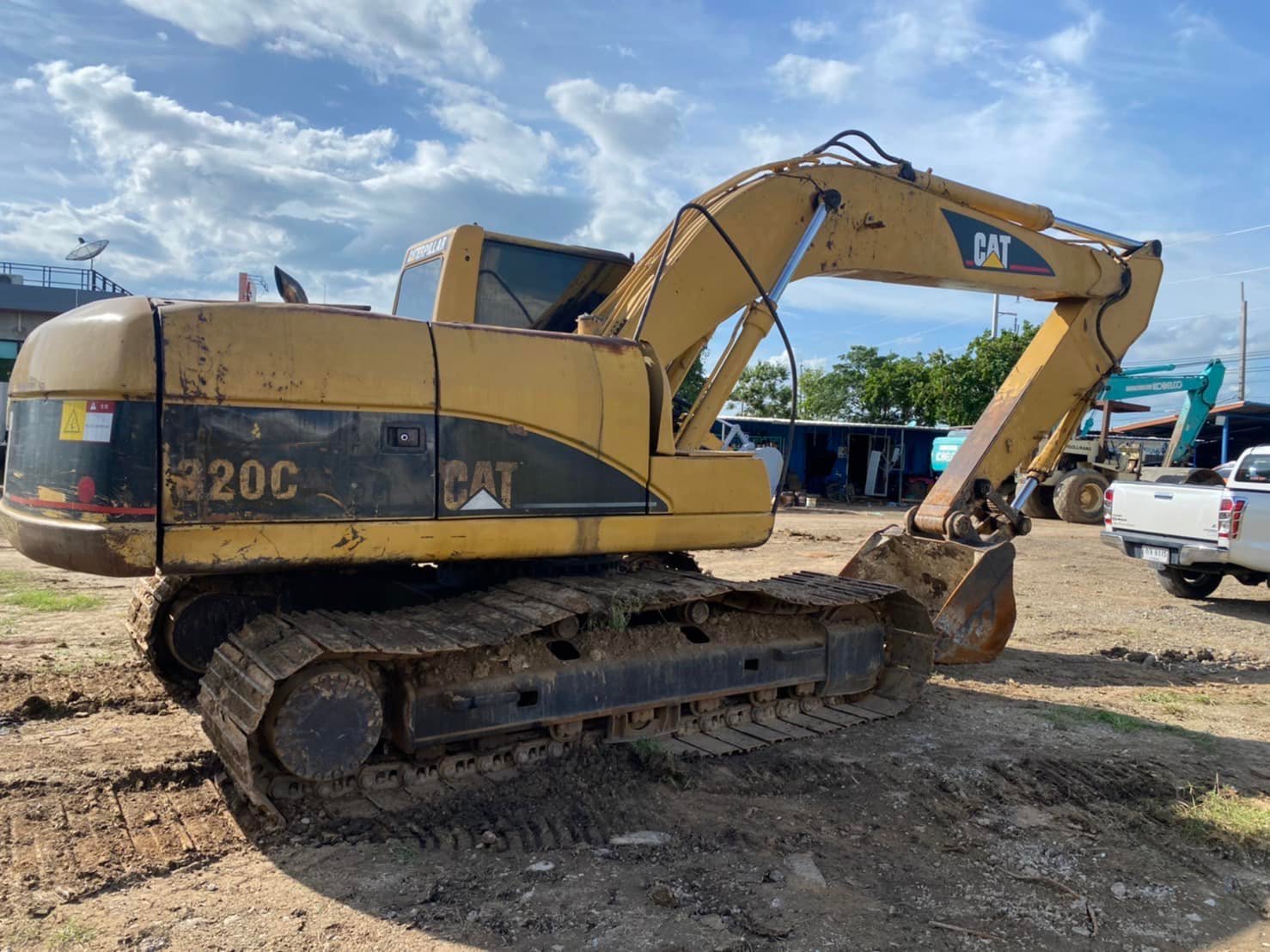 ขายแบคโฮ CAT 320C หล่อแรง 098-7155789 086-4631102