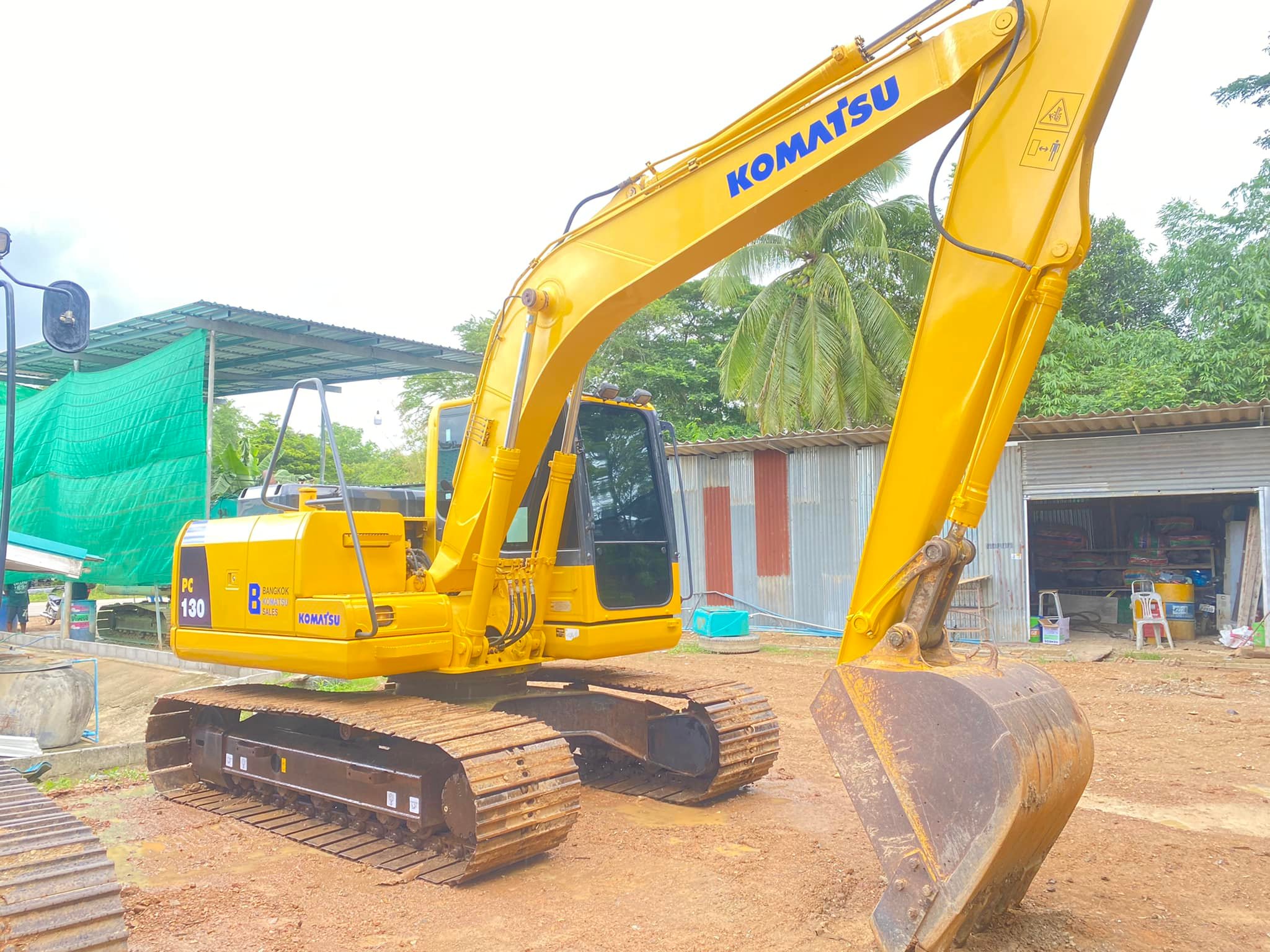 ขายแบคโฮ Komatsu PC130-8 พร้อมใช้ 098-7155789 086-4631102