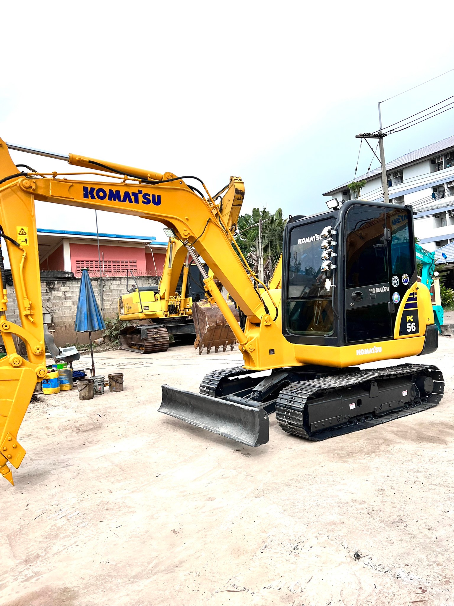 ขายแบคโฮ Komatsu PC56-7 สวยๆ พร้อมใช้งาน