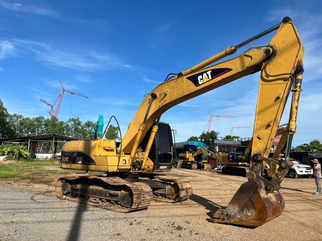 ขายแบคโฮ CAT 320C พร้อมใช้งาน 795.000บาท ขายแบคโฮ CAT 320C พร้อมใช้งาน 795.000บาท