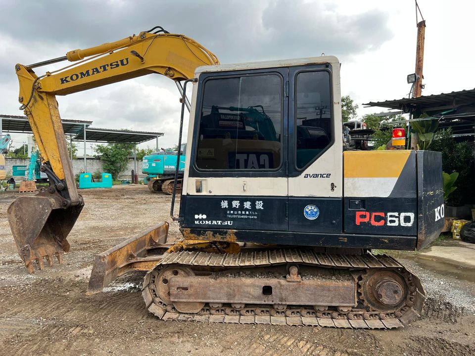 ขายแบคโฮ Komatsu PC60-6 พร้อมใช้ 098-7155789 086-4631102