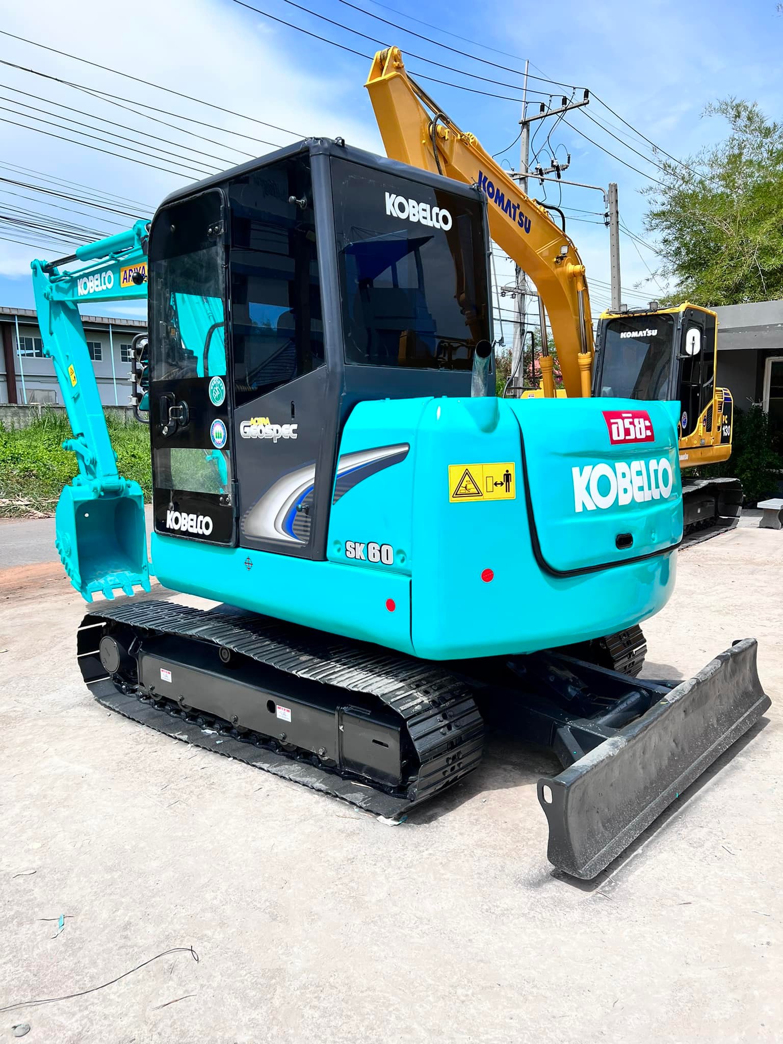 ขายแบคโฮ Kobelco SK60-8 หล่อๆ พร้อมลุยงานนน