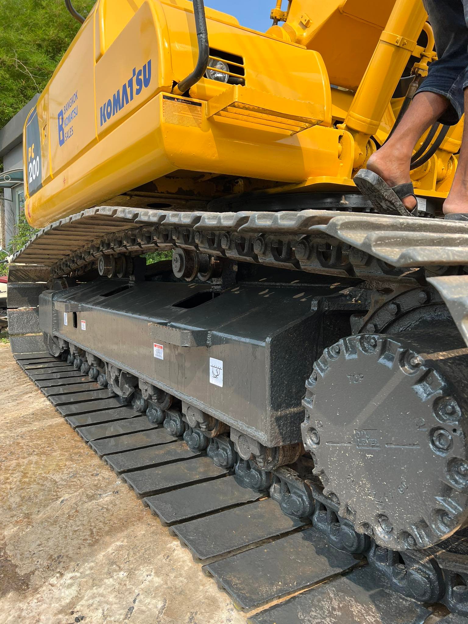 ขายแบคโฮ Komatsu PC200-8 098-7155789 086-4631102
