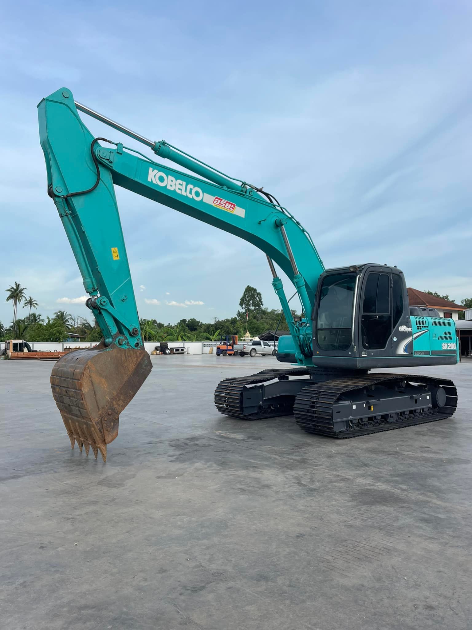 ขายแบคโฮ Kobelco SK200mark8Yn12Super พร้อมใช้งาน 086-4631102