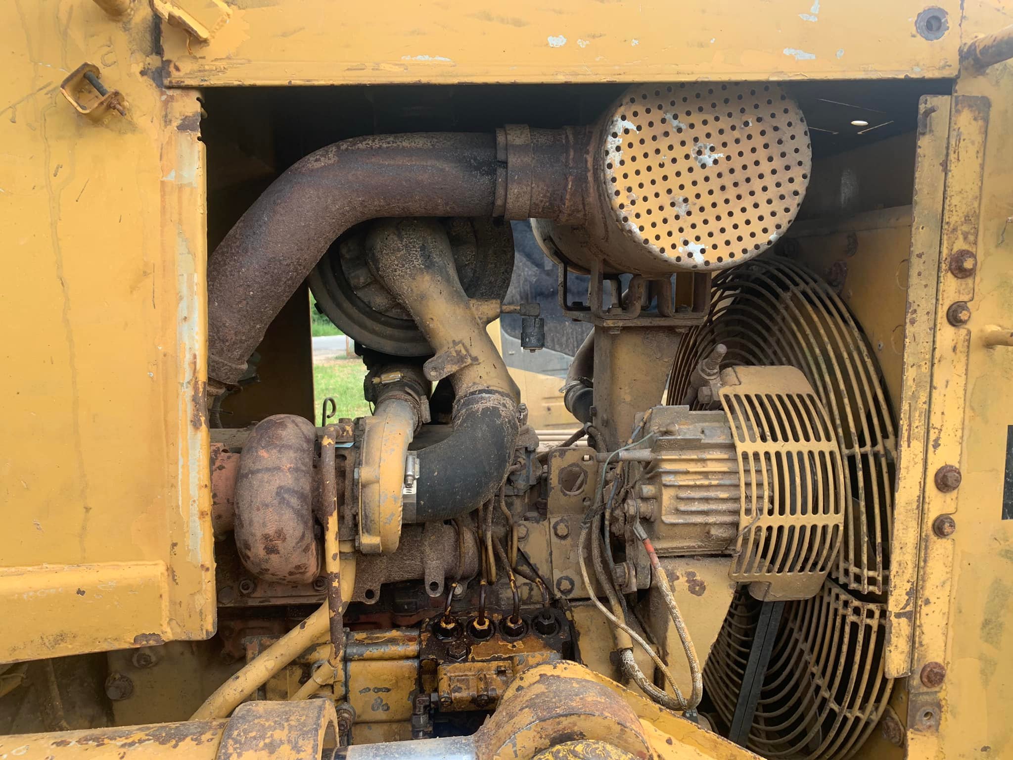 ขายแทรกเตอร์ CAT D4H ราคาเบาๆ 098-7155789 086-4631102