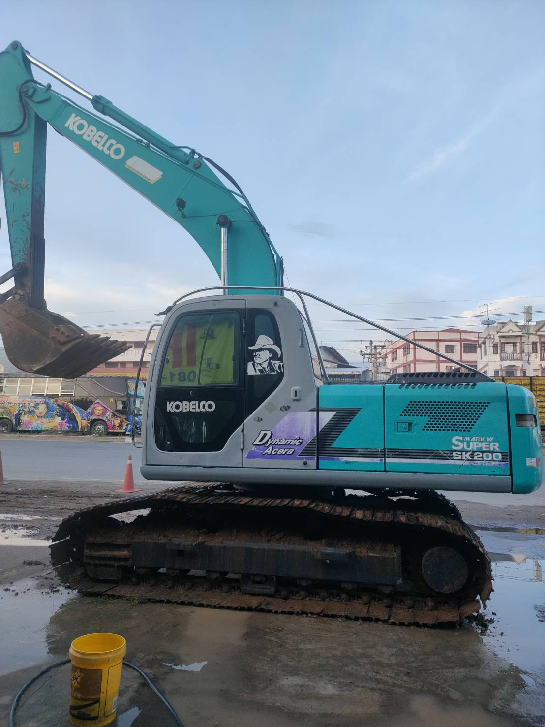 ขายแบคโฮ  Kobelco SK200mark6Yn10Super 098-7155789  086-4631102