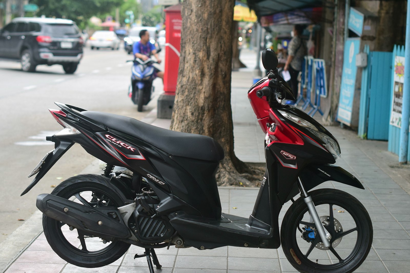 click 125i ท็อปล้อแม็กซ์ เครื่องนิ่มๆเลย