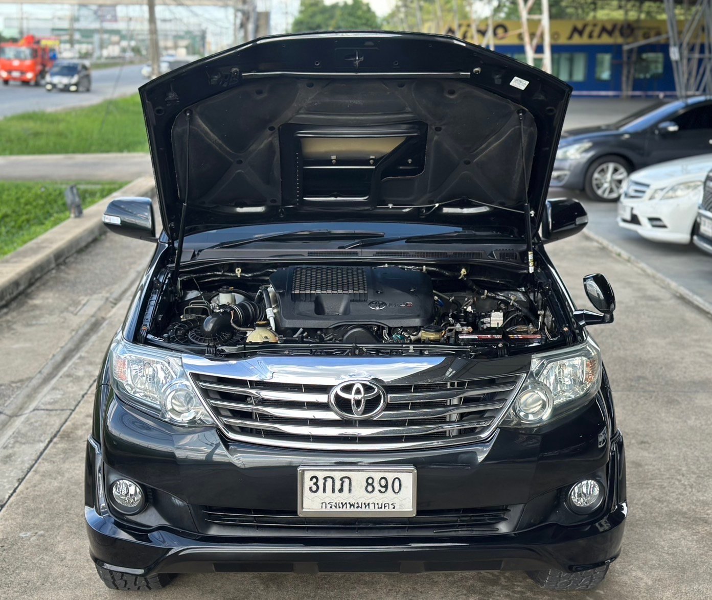 Fortuner 2.5G ดีเซล Auto ขับ2WD แม็กยางใหม่
