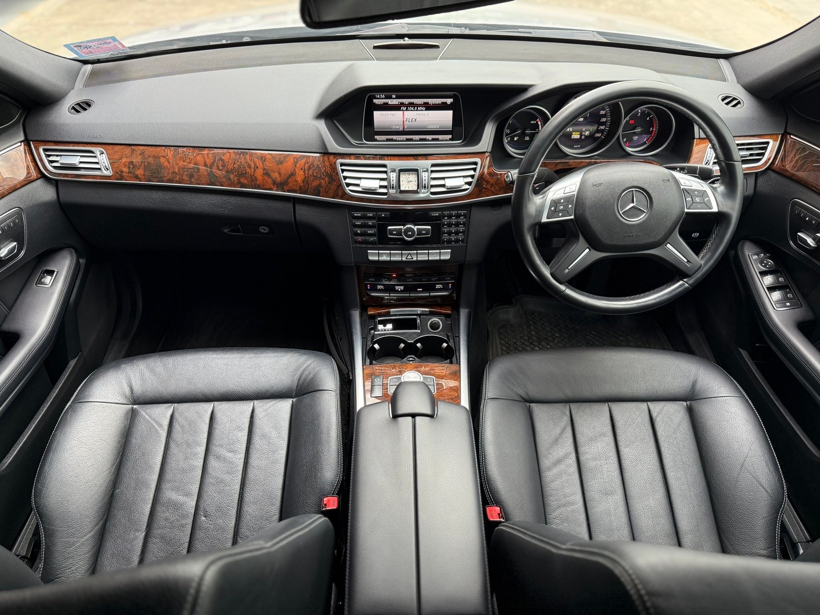 E300 Bluetec Hybrid มือเดียว ระบบแบต+อินเวอร์เตอร์ เปลี่ยนแล้ว E300 Bluetec Hybrid มือเดียว ระบบแบต+อินเวอร์เตอร์ เปลี่ยนแล้ว
