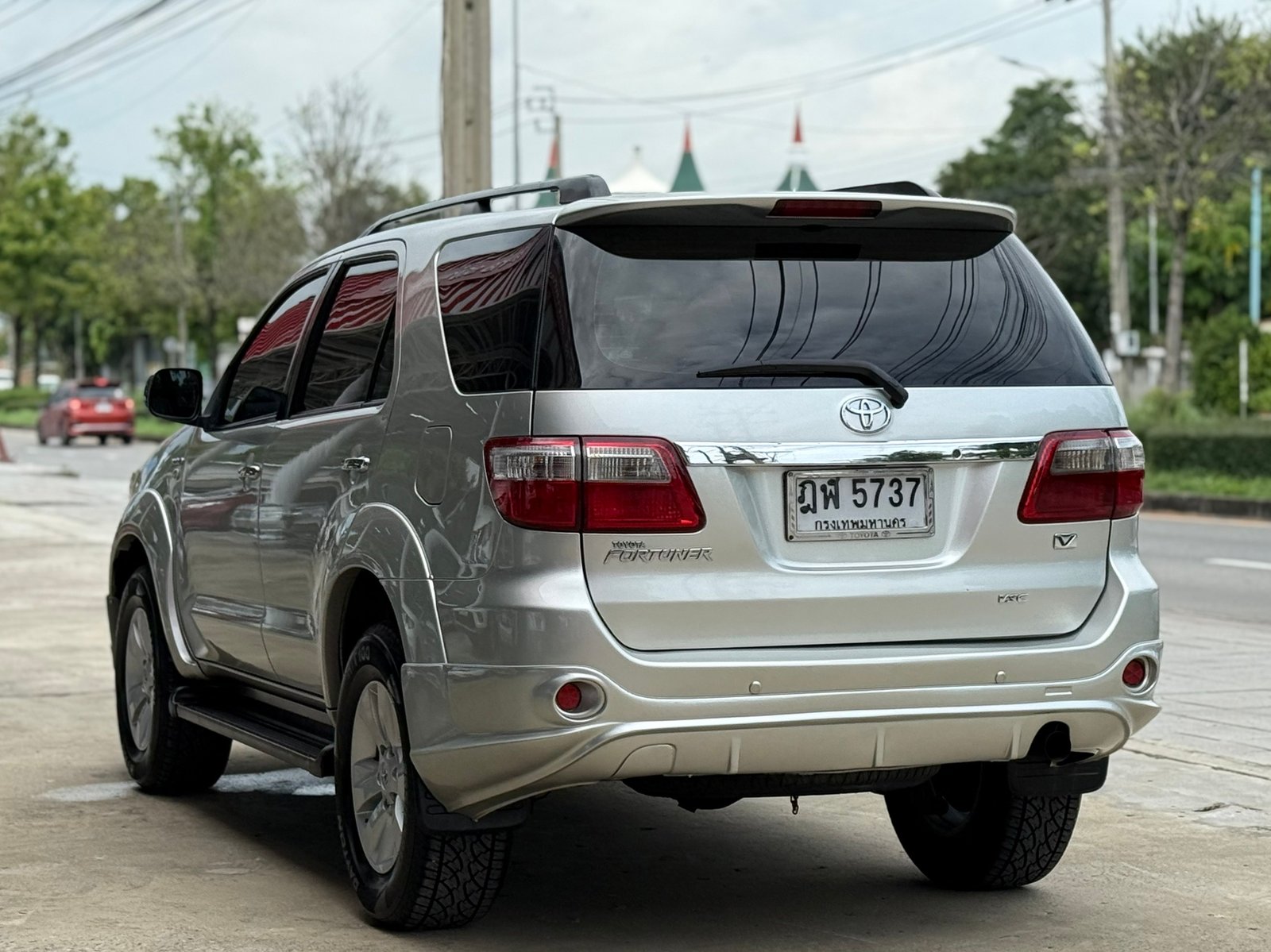 Fortuner 3.0V 2WD ดีเซล สวยมีเสน่ห์ สมบูรณ์ ดูแลถึง Fortuner 3.0V 2WD ดีเซล สวยมีเสน่ห์ สมบูรณ์ ดูแลถึง