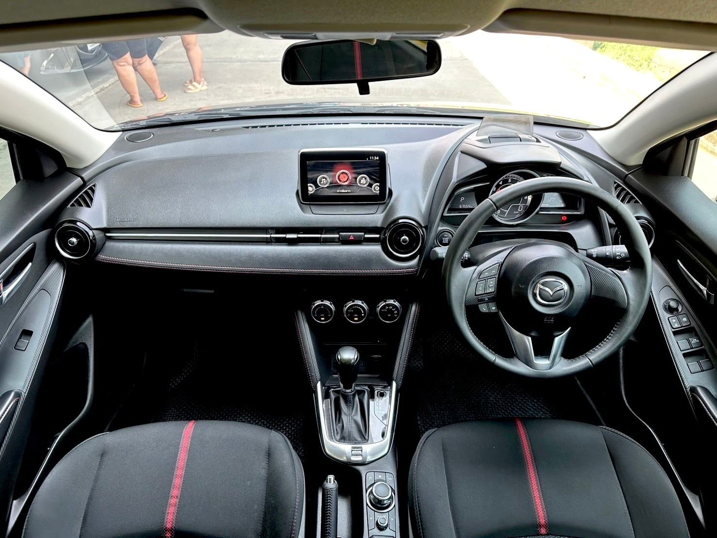 Mazda2 1.3 High Connect มือเดียว ใช้น้อย ไม่เคยชน เช็คศูนย์ Mazda2 1.3 High Connect มือเดียว ใช้น้อย ไม่เคยชน เช็คศูนย์