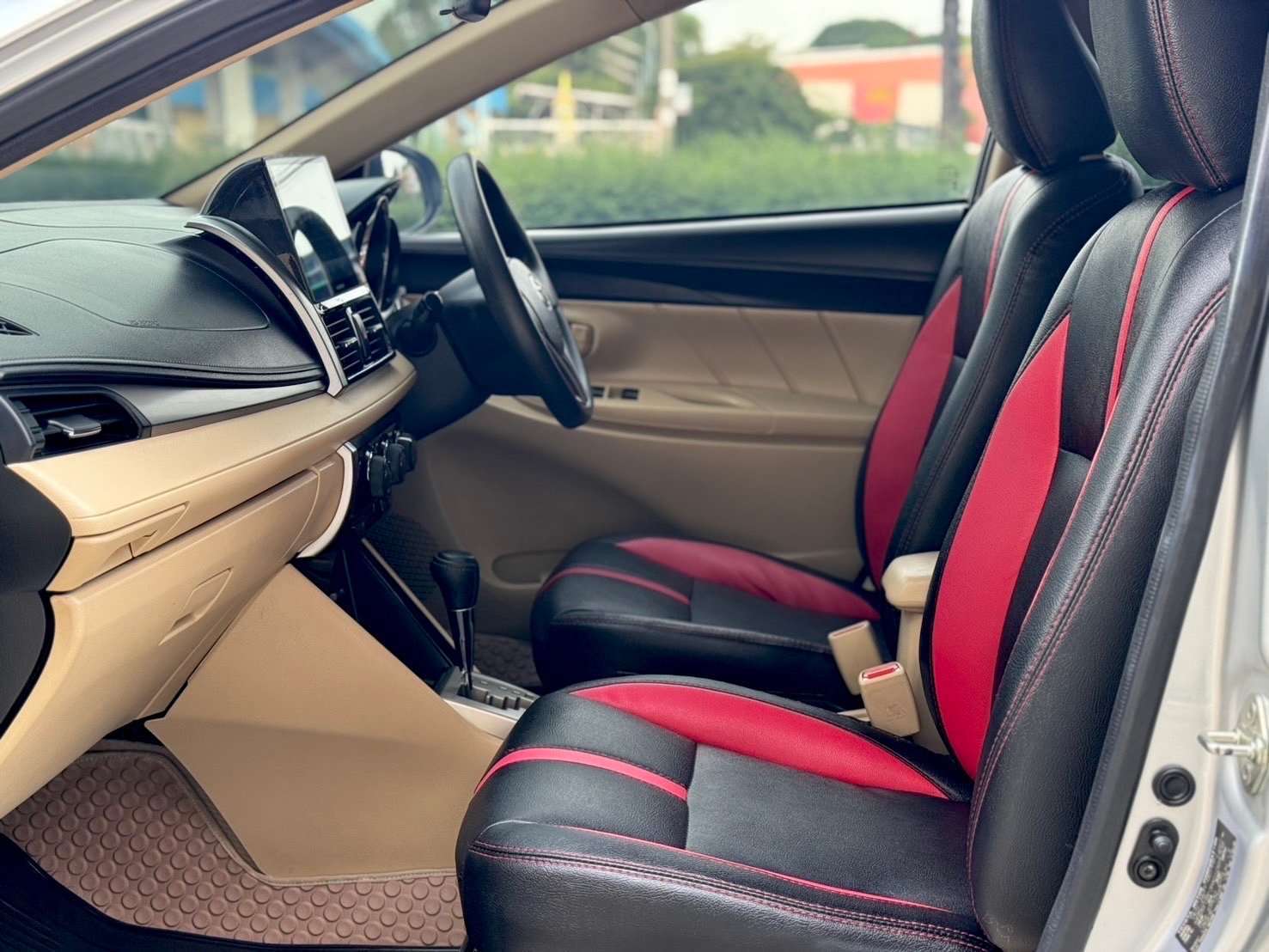 Vios 1.5E น้ำมัน+LPG หัวฉีด จอAndroid ฟรีดาวน์ Vios 1.5E น้ำมัน+LPG หัวฉีด จอAndroid ฟรีดาวน์