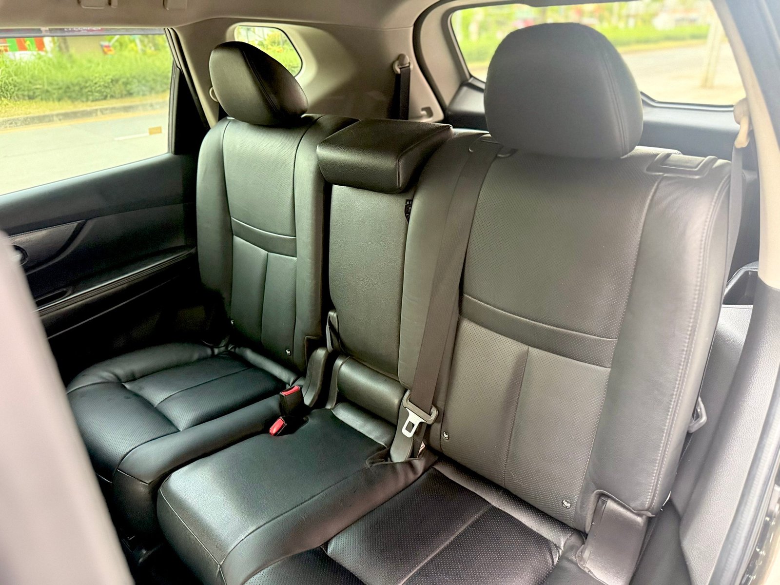 X-Trail 2.0V 4WD Topเบนซิน ไม่เคยชน ฟรีดาวน์