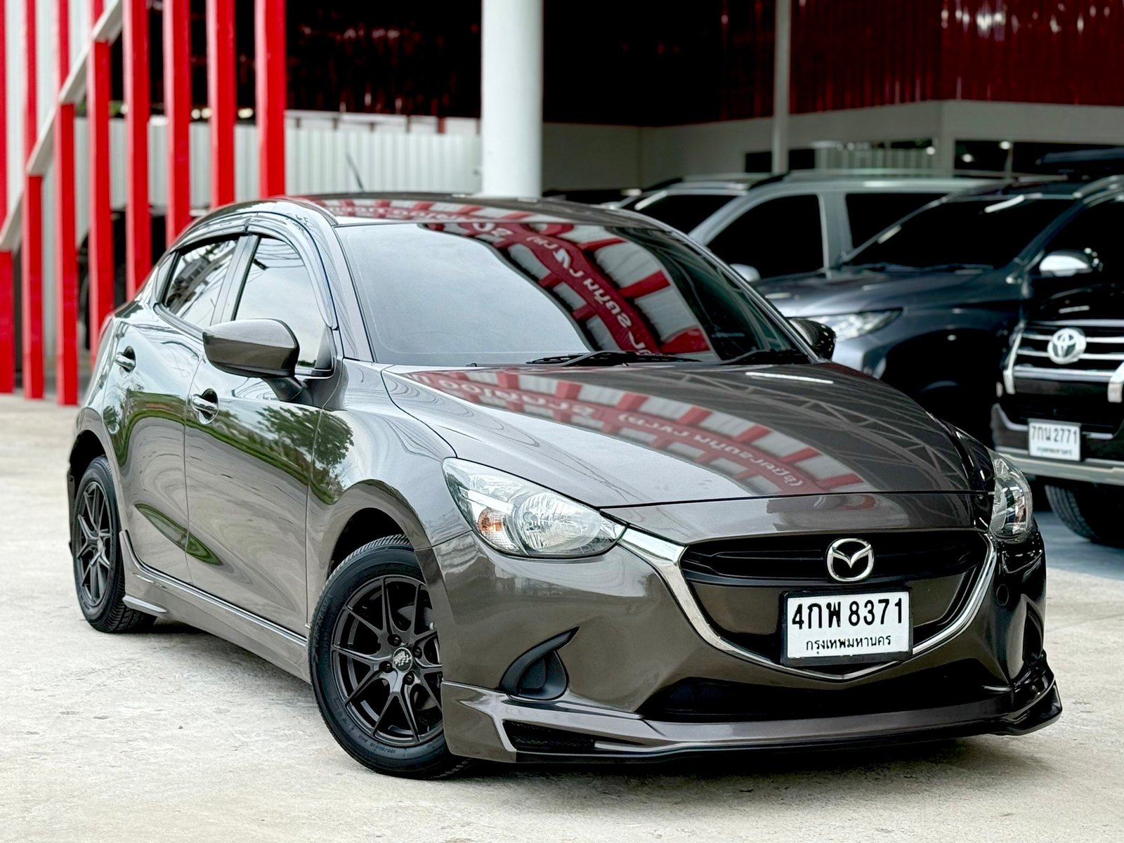 Mazda 2 Sport 5ประตู 1.3 High มือเดียว ชุดแต่งรอบคัน