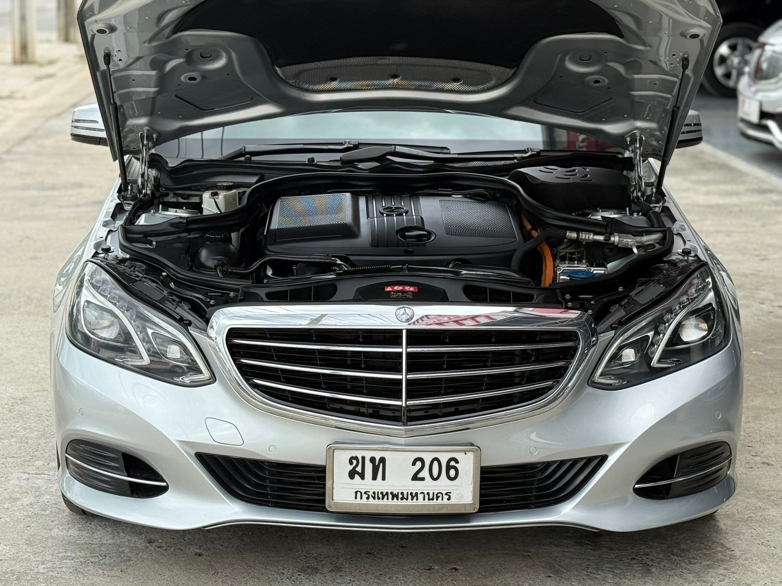 E300 Bluetec Hybrid มือเดียว ระบบแบต+อินเวอร์เตอร์ เปลี่ยนแล้ว E300 Bluetec Hybrid มือเดียว ระบบแบต+อินเวอร์เตอร์ เปลี่ยนแล้ว