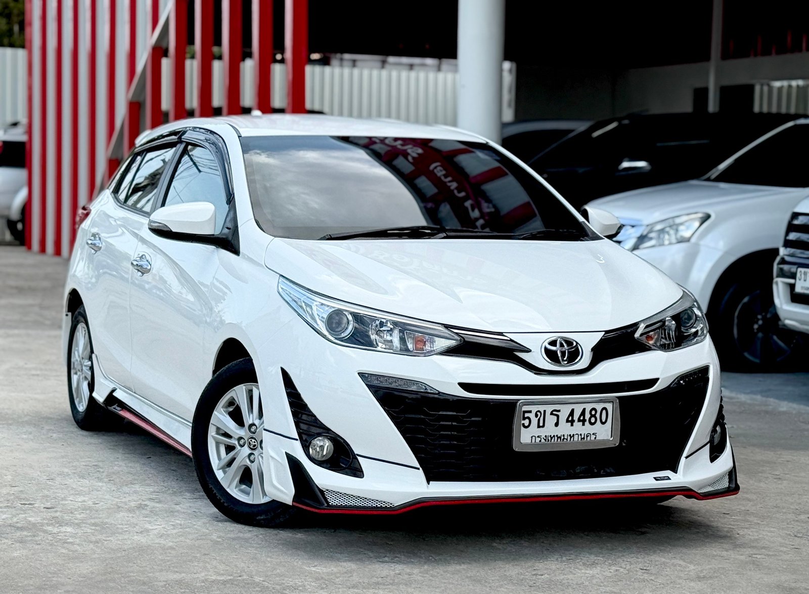 Yaris 1.2G Sport 5ประตู รุ่นTopสุด เช็คศูนย์ตลอด