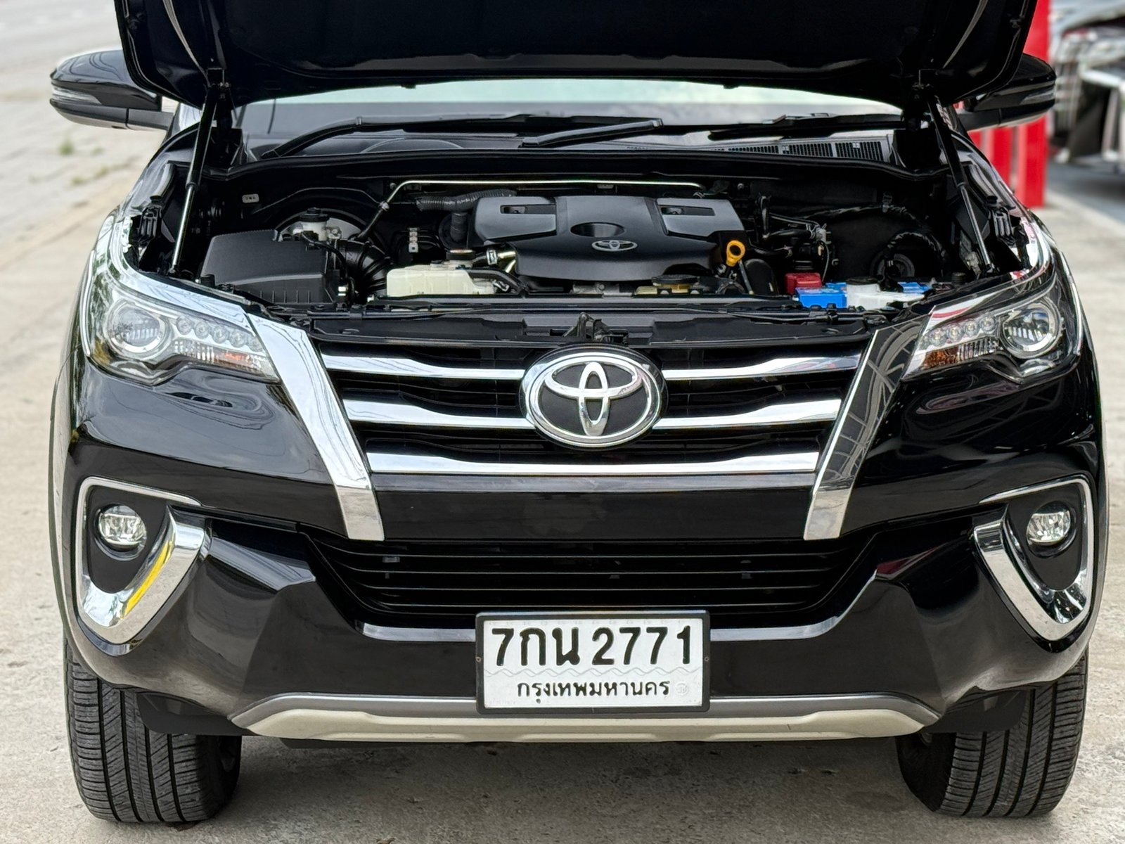 Fortuner 2.4V 2WD มือเดียว เดิมสนิท ไมเนอร์เช้นจ์แล้ว