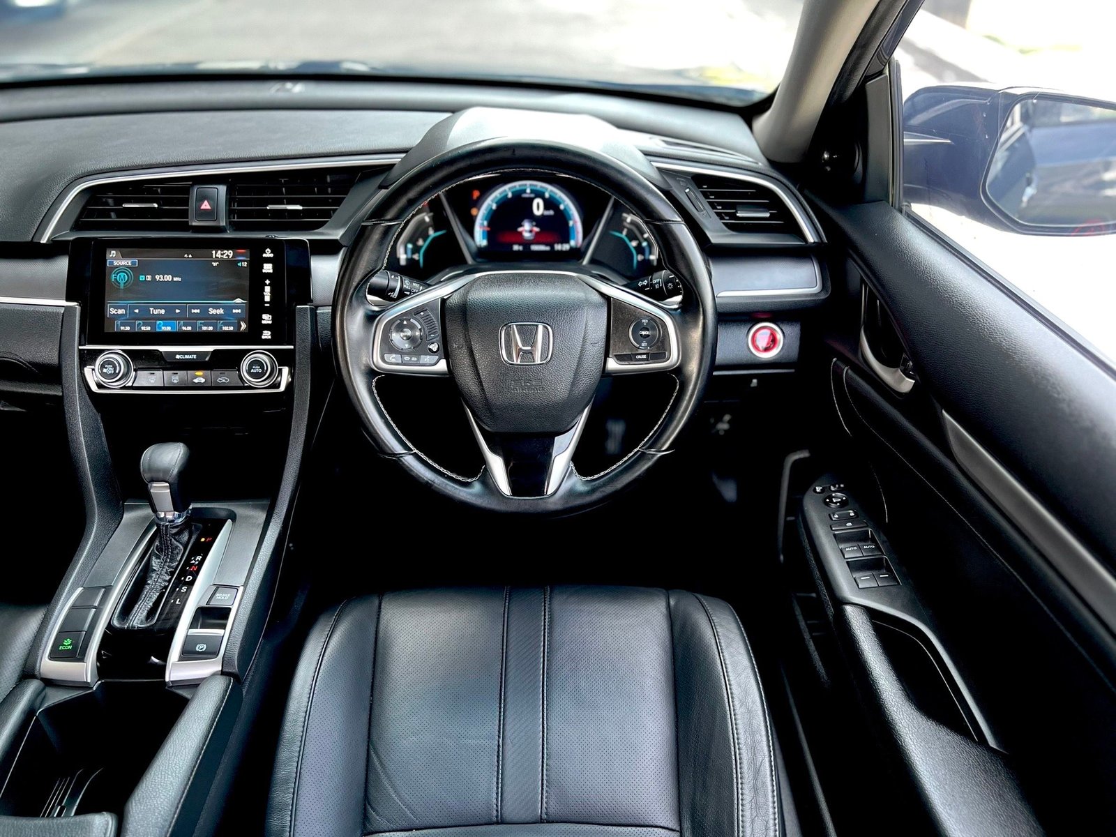 Civic FC 1.8 EL ตัว TOP มือเดียว สีหายาก ไม่เคยชน เครดิตดีฟรีดาวน์