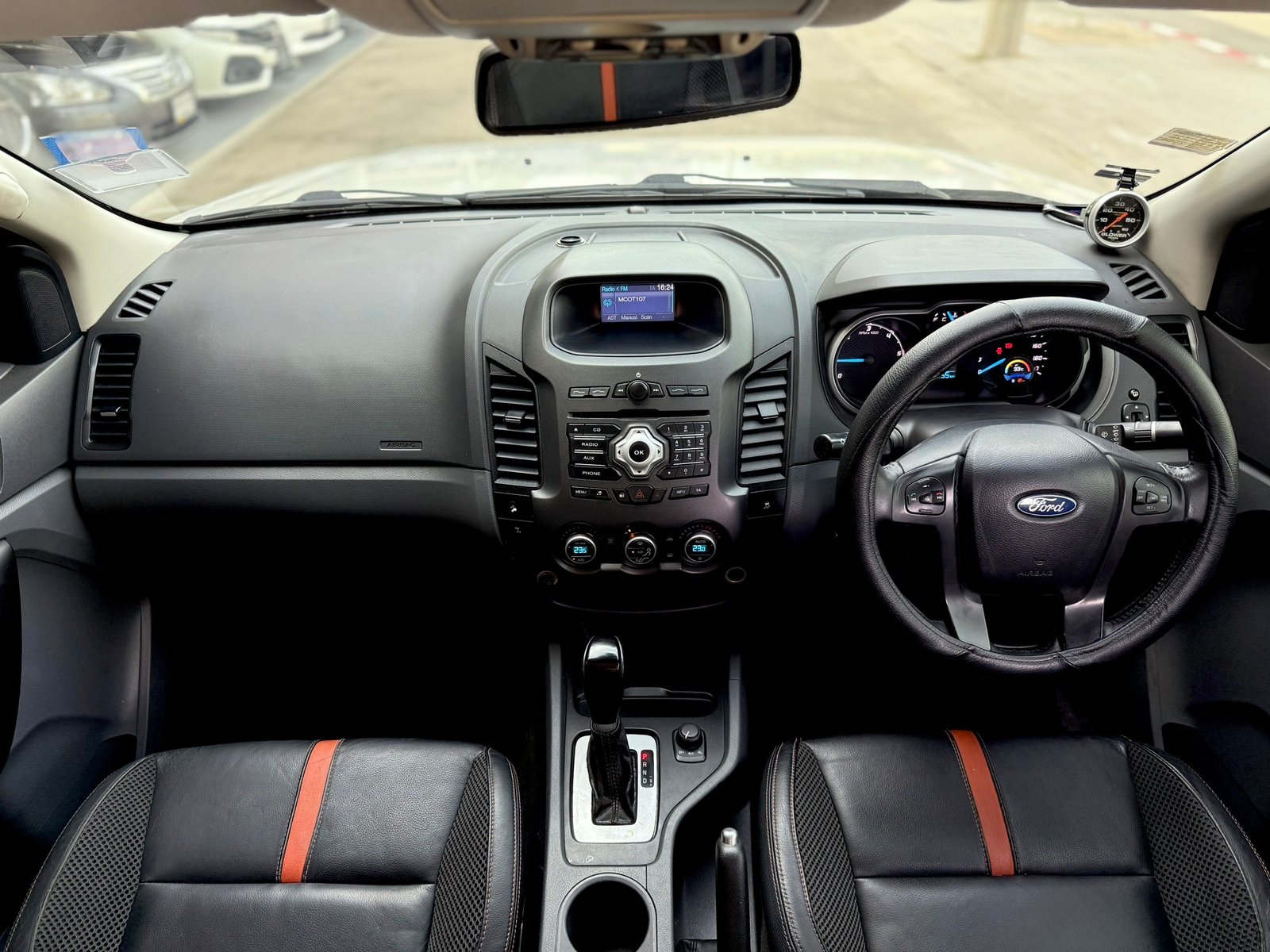 Ranger 3.2 Wildtrak 4WD Top สุดในรุ่น สวย สมบูรณ์พร้อมใช้