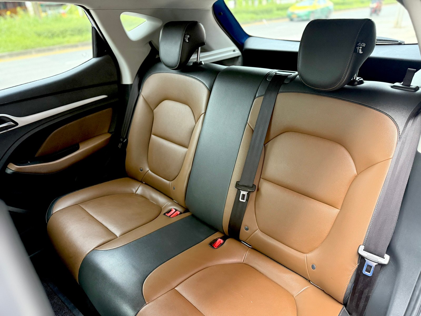 ZS 1.5X Sunroof Top มือเดียว ไม่เคยชน ดูแลถึง ฟรีดาวน์