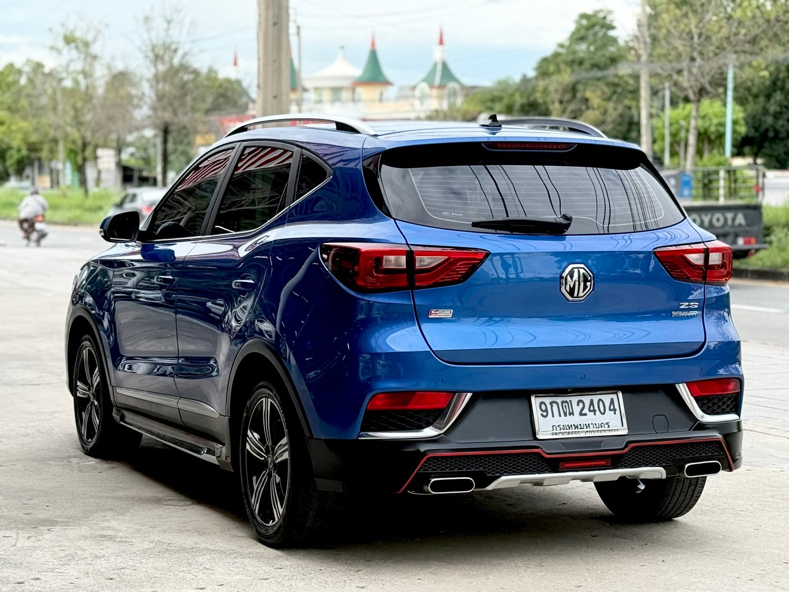 ZS 1.5X Sunroof Top มือเดียว ไม่เคยชน ดูแลถึง ฟรีดาวน์ ZS 1.5X Sunroof Top มือเดียว ไม่เคยชน ดูแลถึง ฟรีดาวน์
