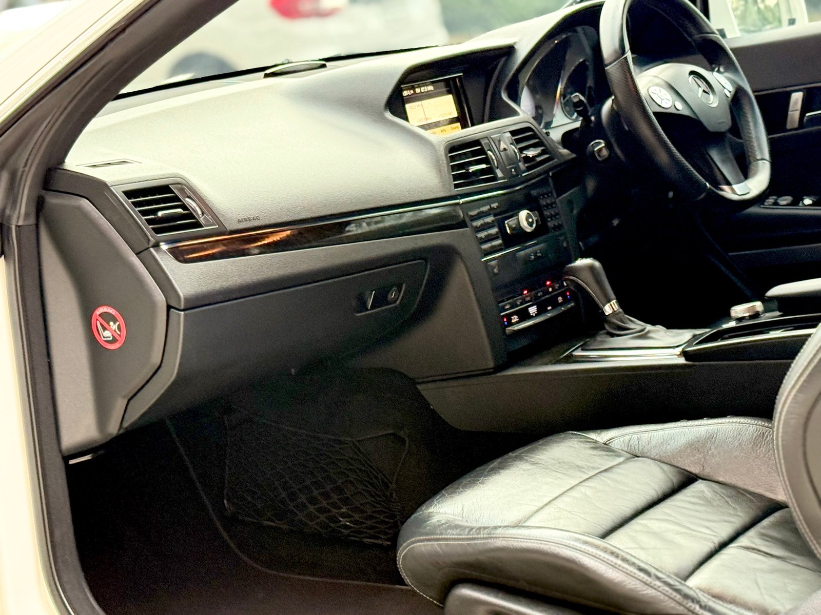 E250 CGI Coupe W207 สมบูรณ์ ไม่เคยชน ฟรีดาวน์ E250 CGI Coupe W207 สมบูรณ์ ไม่เคยชน ฟรีดาวน์