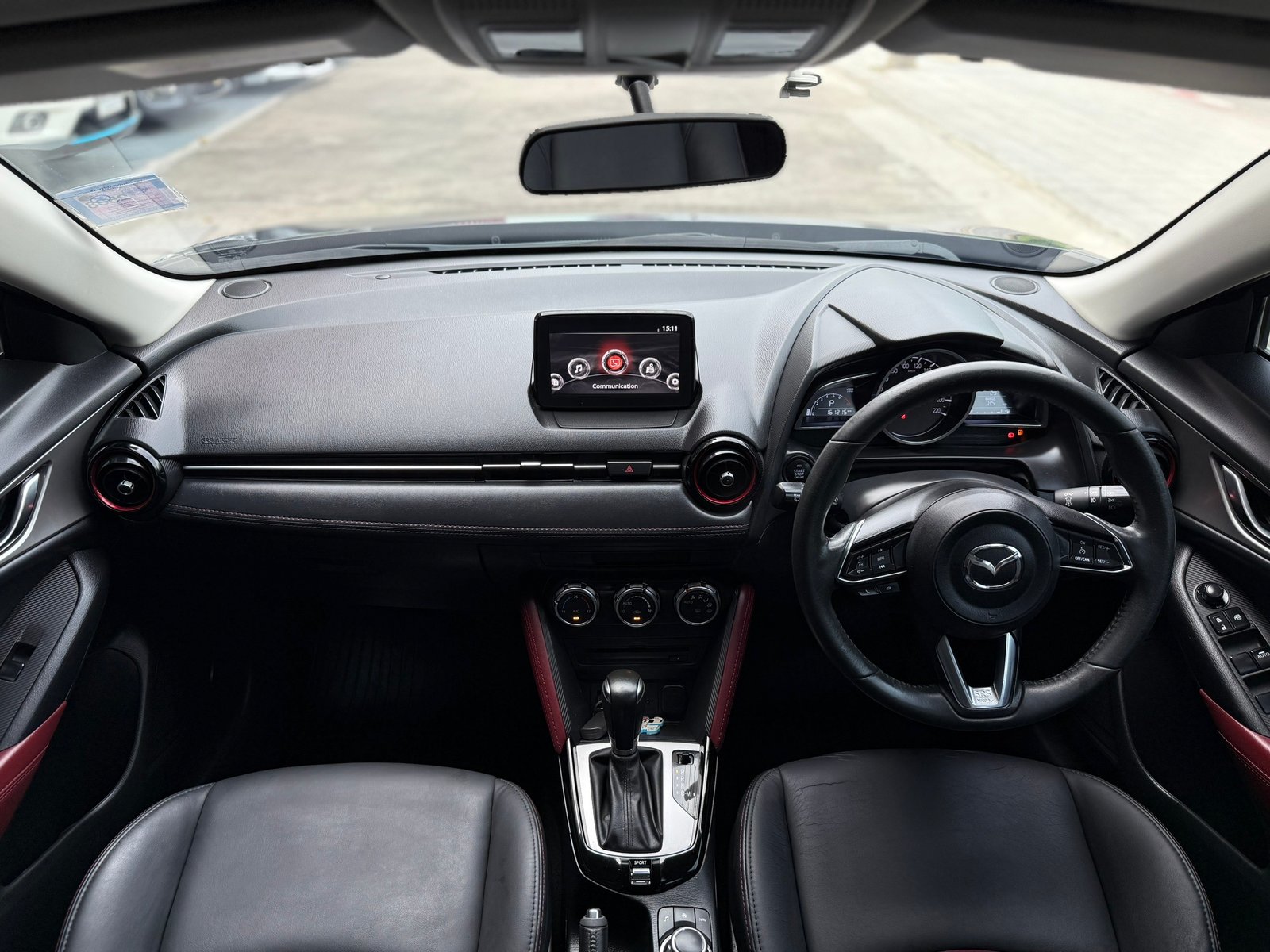 CX-3 2.0S ไมเนอร์เชนจ์ มือเดียว ไม่เคยชน เช็คศูนย์ตลอด CX-3 2.0S ไมเนอร์เชนจ์ มือเดียว ไม่เคยชน เช็คศูนย์ตลอด