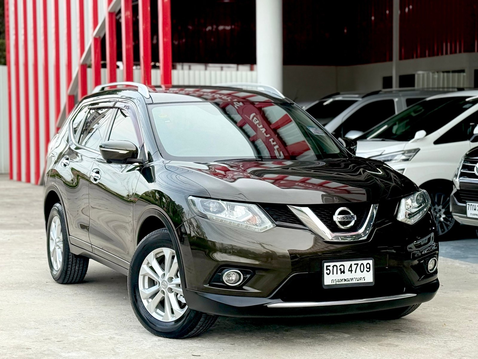 X-Trail 2.0V 4WD Topเบนซิน ไม่เคยชน ฟรีดาวน์
