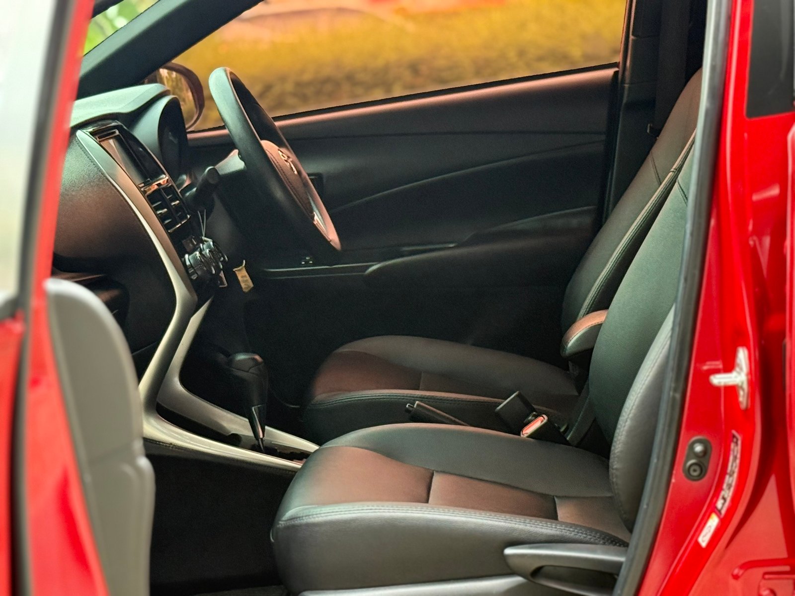 Yaris 1.2 Sport 5ประตู มือเดียว เช็คศูนย์ สภาพใหม่ ใช้น้อย