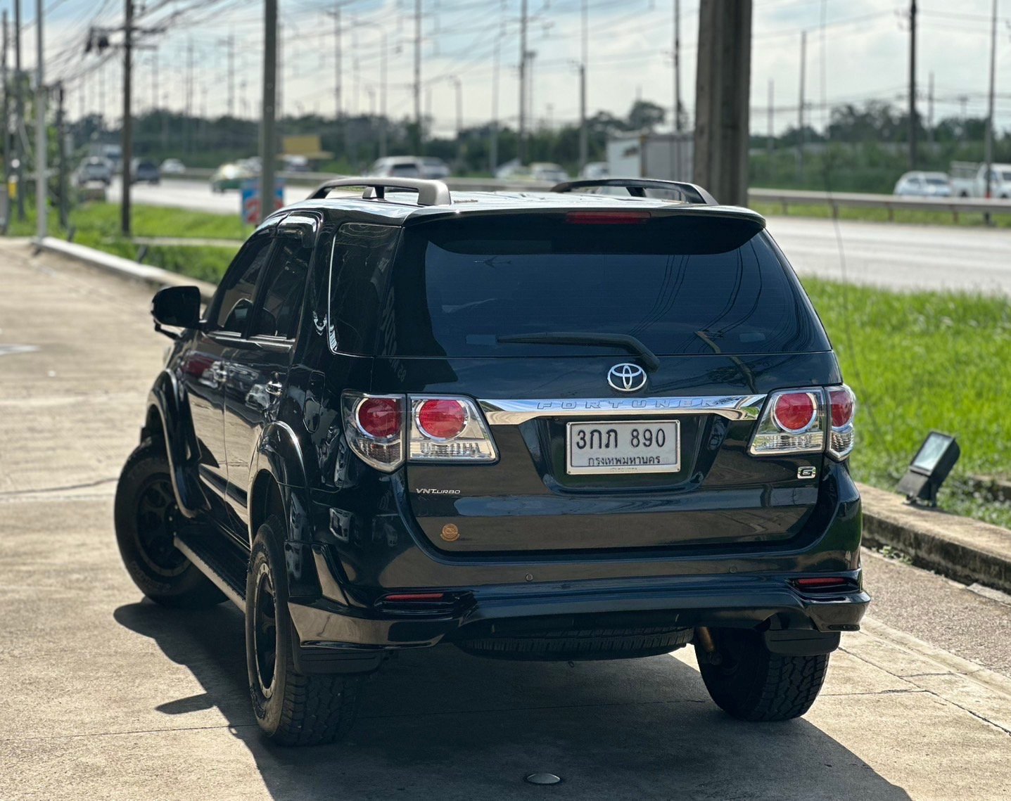 Fortuner 2.5G ดีเซล Auto ขับ2WD แม็กยางใหม่