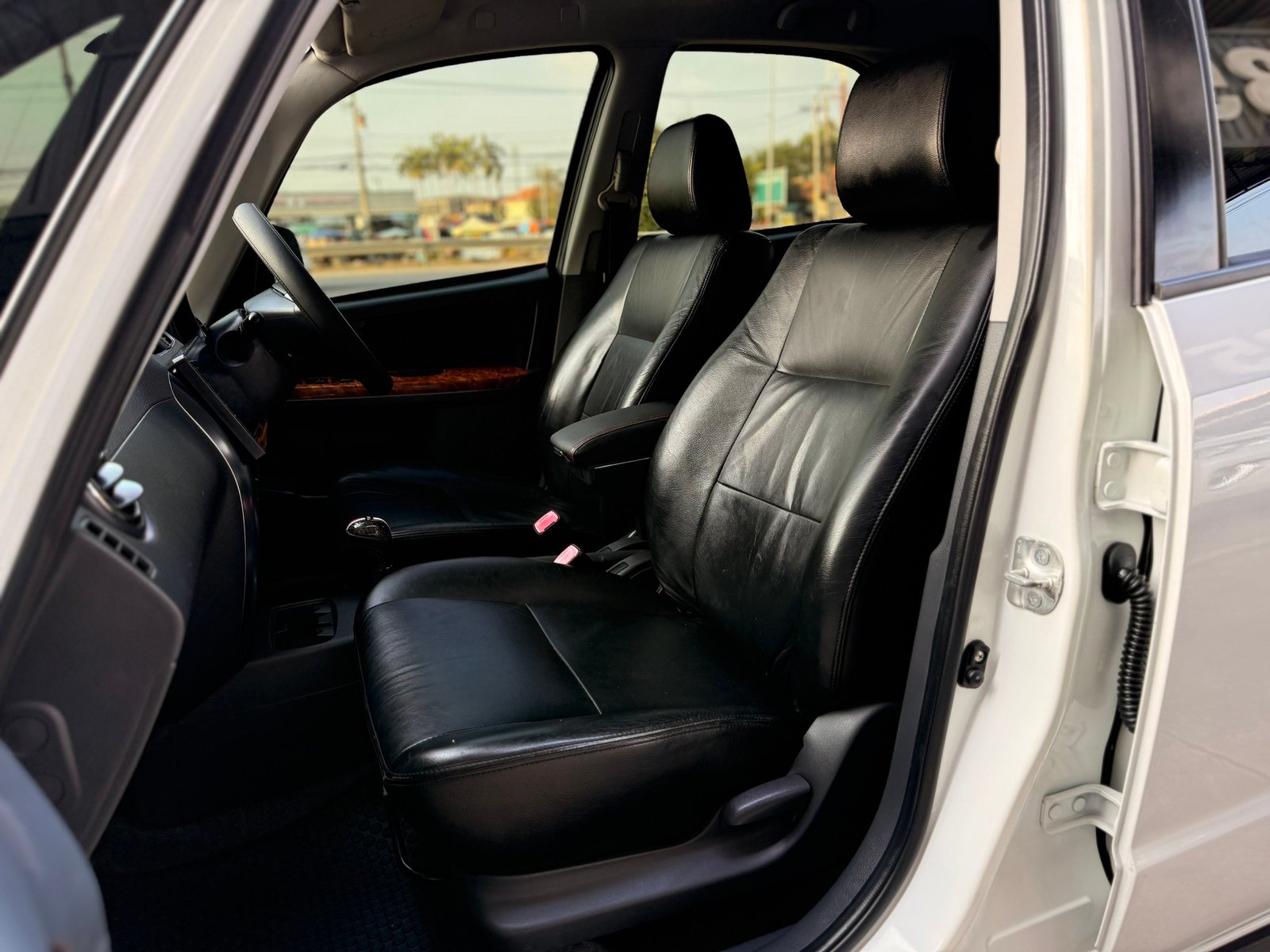 SX4 1.6Auto 4WD ตัวTOP พึ่งดูแลชุดใหญ่ไป 1 แสน มีบิลให้ครบ