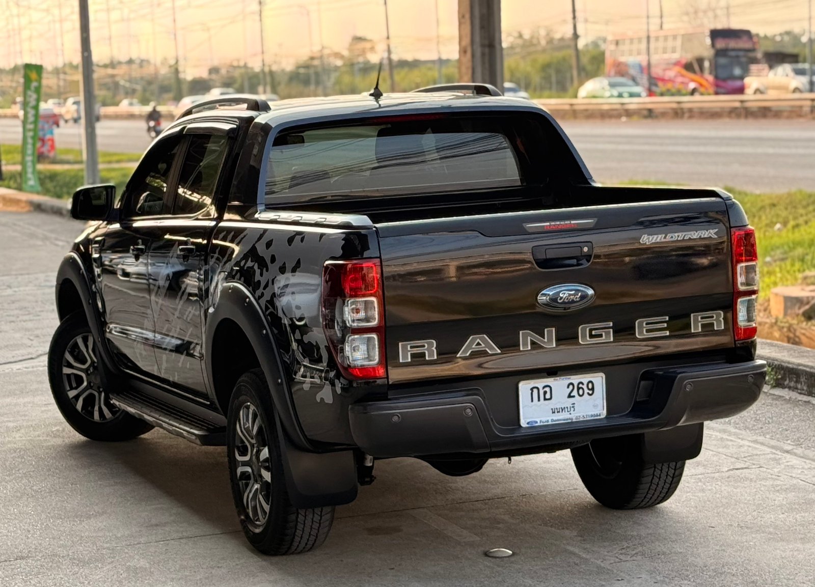 Ranger Wildtrak มือเดียว ไมเนอร์เช้นจ์ เครื่อง2.0 แล้ว เครดิตดีฟรีดาวน์